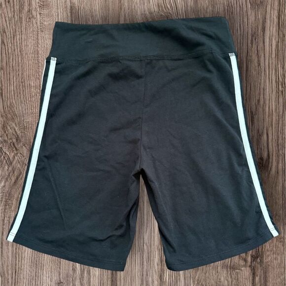 SO Women’s High Rise Black Active Shorts with White Stripes Size Medium - Picture 2 of 6